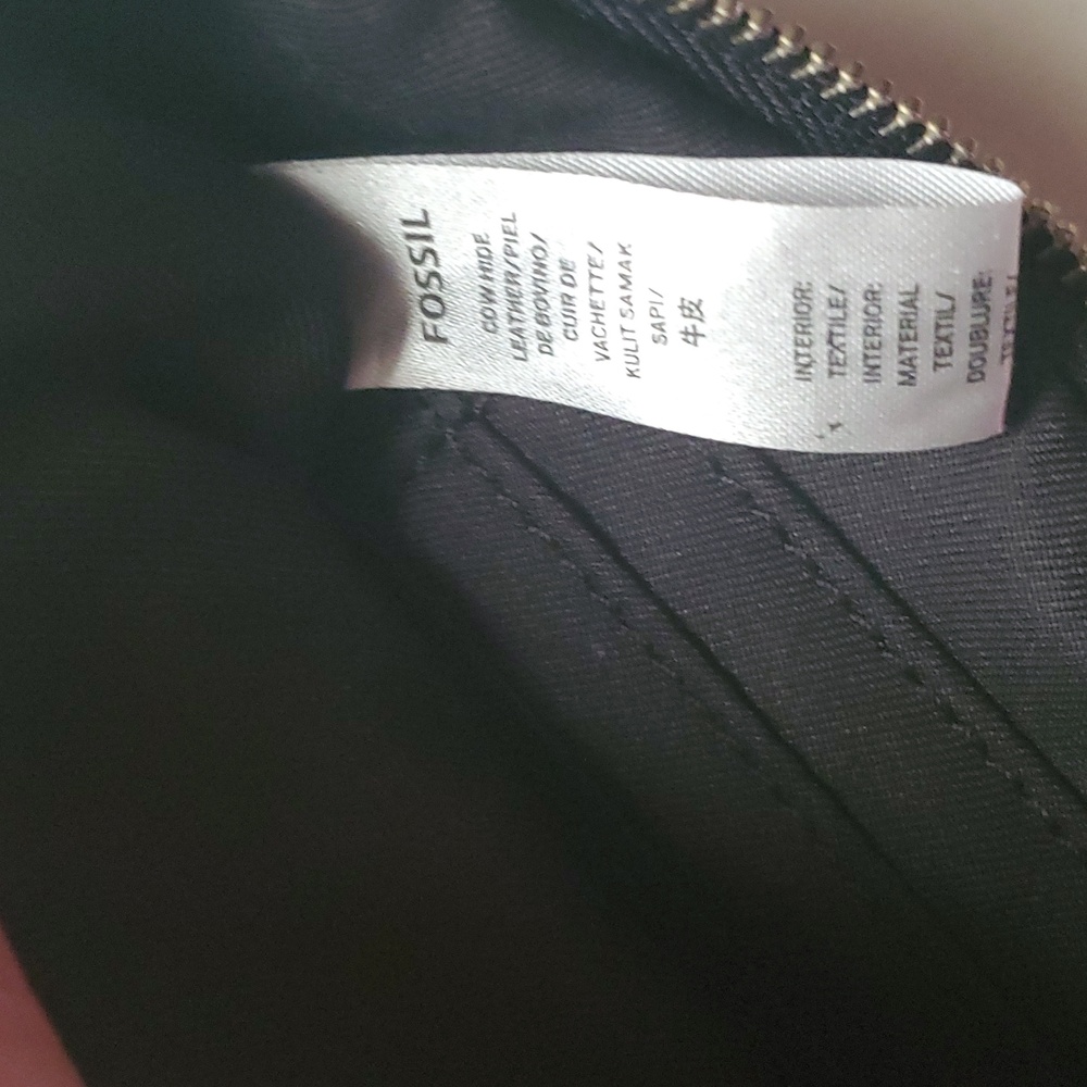 Fossil Zip Wristlet - Picture 6 of 7